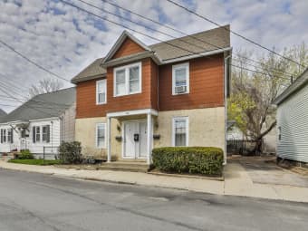 89 Walnut St, Nashua, NH, 03060