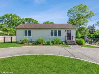 260 Pawnee Street, Ronkonkoma, NY, 11779