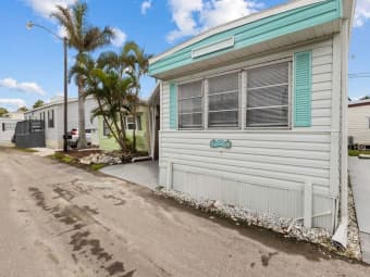 317/2601 Gulf Drive North, Bradenton Beach, FL, 34217