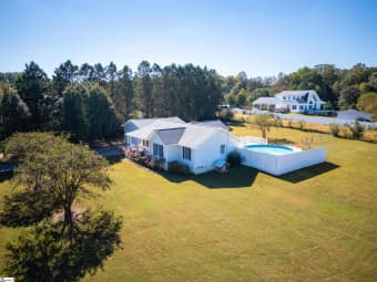162 Bass Drive, Fair Play, SC, 29643
