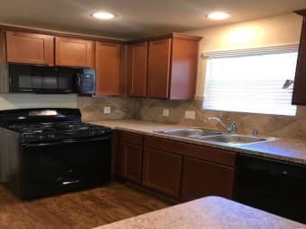 271 Freeman Boulevard, West Columbia, TX, 77486