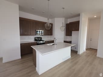 7261 West Hidden Hills Way, West Jordan, UT, 84081