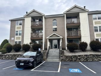 199/199 Cannongate III, Nashua, NH, 03063