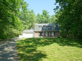 30 Hillside Road, Kingston, NH, 03848