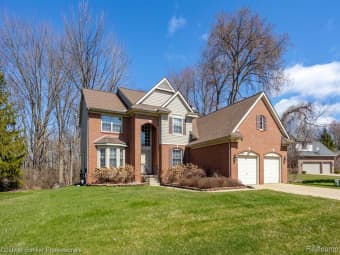 1484 Trailside Blvd, Wixom, MI, 48393