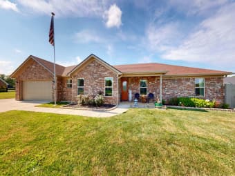 2000 Emerald Way, Richmond, KY, 40475