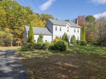95 Old Union Turnpike, Worcester County, MA, 01523