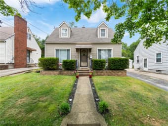 705 Triplett Blvd, Akron, OH, 44306