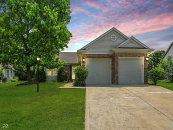 863 Lions Head Lane, Greenwood, IN, 46143