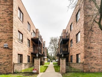 302/1917 West Granville Avenue, Chicago, IL, 60660
