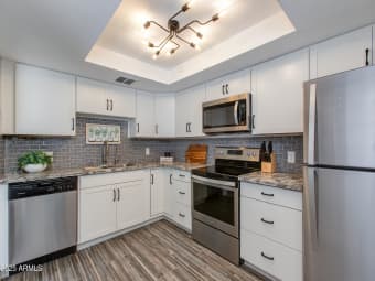 41/4201 East Camelback Road, Phoenix, AZ, 85018