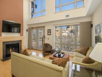 331/240 Spring Street, St. Paul, MN, 55102