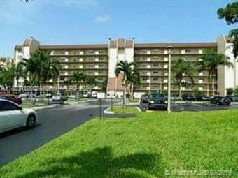101/3100 West Rolling Hills Circle, Davie, FL, 33328