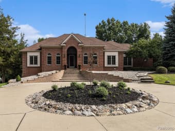 6439 Cohoctah Road, Fenton, MI, 48430