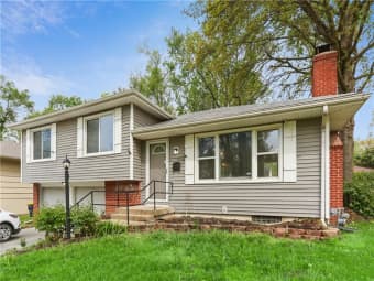 9312 Fairwood Drive, Kansas City, MO, 64138