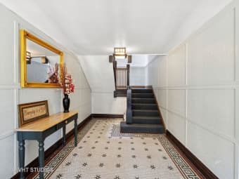 1W/1220 West Albion Avenue, Chicago, IL, 60626