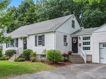 27 Whitla Drive, Worcester, MA, 01604