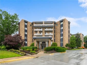 316/2112 Acacia Park Drive, Lyndhurst, OH, 44124
