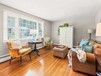 27 Whitla Drive, Worcester, MA, 01604
