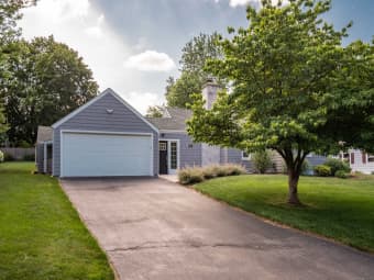 21 Walnut St, Newington, CT, 06111