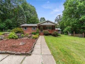 171 Beacon Light Road, Unity Township, PA, 15650