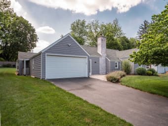 21 Walnut St, Newington, CT, 06111