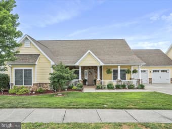 140 Signal Knob Cottage Dr, Strasburg, VA, 22657