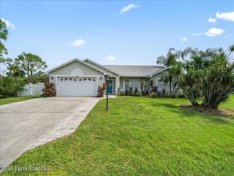 1061 Pembroke Avenue Northeast, Palm Bay, FL, 32907