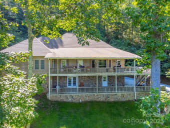 1838 Coman Rd, Franklin, NC, 28734