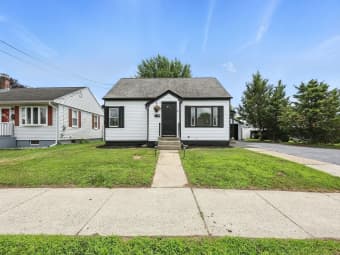 21 Meeting House Rd, Chicopee, MA, 01013