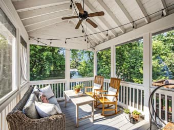 192 Turnberry Court, Milford, MI, 48381