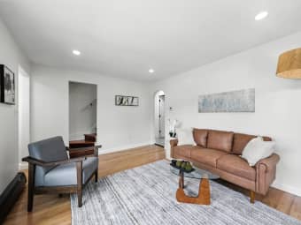 21 Meeting House Rd, Chicopee, MA, 01013