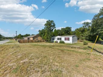 144 Los Arcos Road, Elgin, TX, 78621