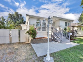 2911 E Augusta Ave, Spokane, WA, 99207