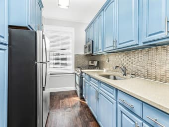 1323 St Lawrence Avenue, New York, NY, 10472