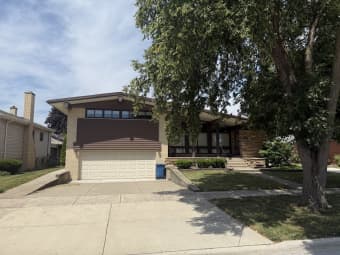 10020 Karlov Avenue, Oak Lawn, IL, 60453