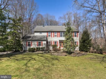 24 Lauren Lane, New Egypt, NJ, 08533