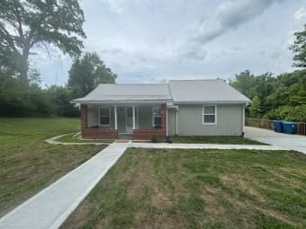 11828 East Roberts Street, Sugar Creek, MO, 64054