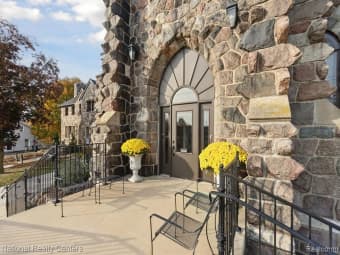 1/229 East Commerce Street, Milford, MI, 48381