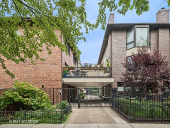 G/1170 West Farwell Avenue, Chicago, IL, 60626