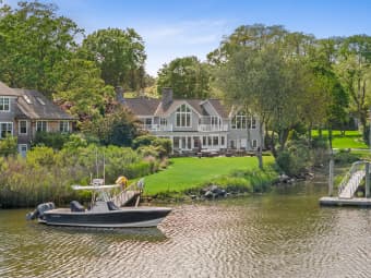 25 Five Mile River Road, Darien, CT, 06820