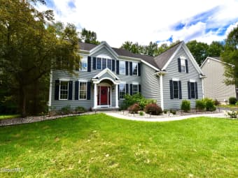 23 West Sky Lane, Clifton Park, NY, 12065