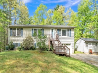 10 Vinton Road, Sturbridge, MA, 01566