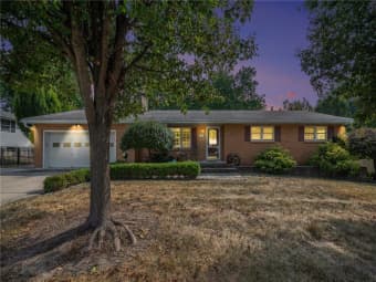 1707 Northeast 76th Terrace, Gladstone, MO, 64118
