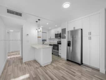202/110 Fontainebleau Boulevard, Fountainebleau, FL, 33172