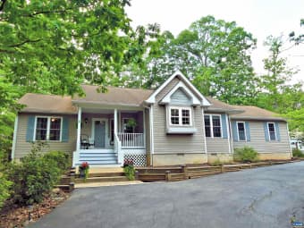 2 Drew Ct, Lake Monticello, VA, 22963