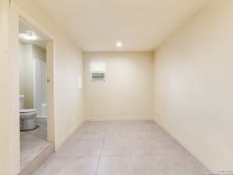 10075 West Loop 1604, Macdona, TX, 78252
