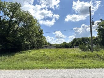 289 Sycamore Drive, Linn Valley, KS, 66040