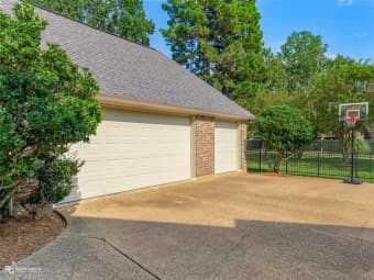 343 St Charles Blvd, Shreveport, LA, 71106