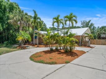 585 Hidden Creek Dr, Merritt Island, FL, 32952